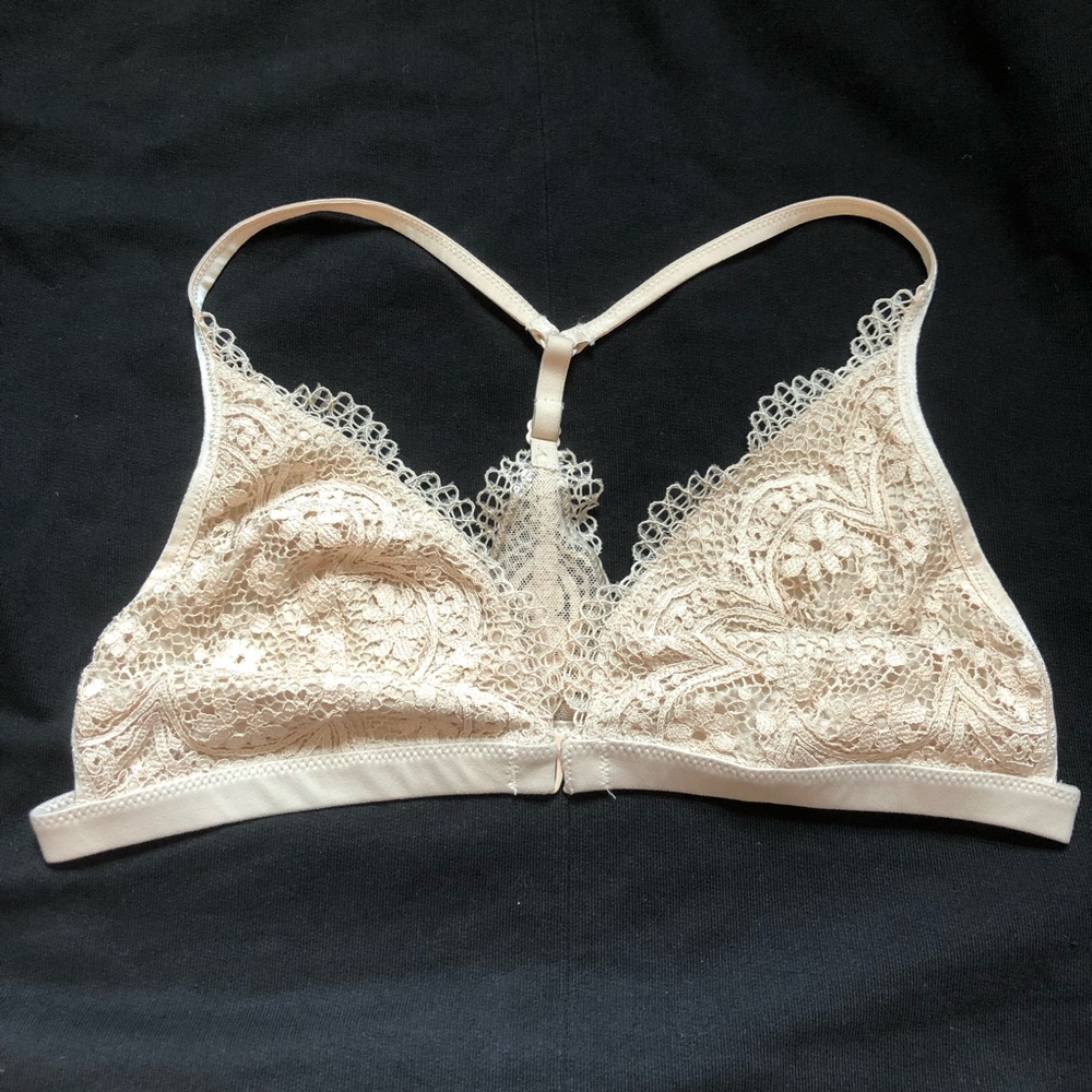 Victoria’s Secret tan bralette front clasp